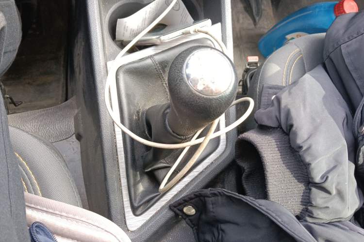 Used CHANGAN KAICHENG Ruixing M60 2023 1.5L GDI Base Model 2-Seat Van Gear Lever