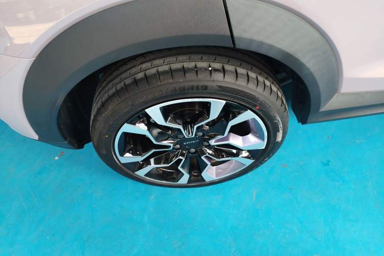 Used Lynk & Co 06 2023 Remix 1.5T Shero
