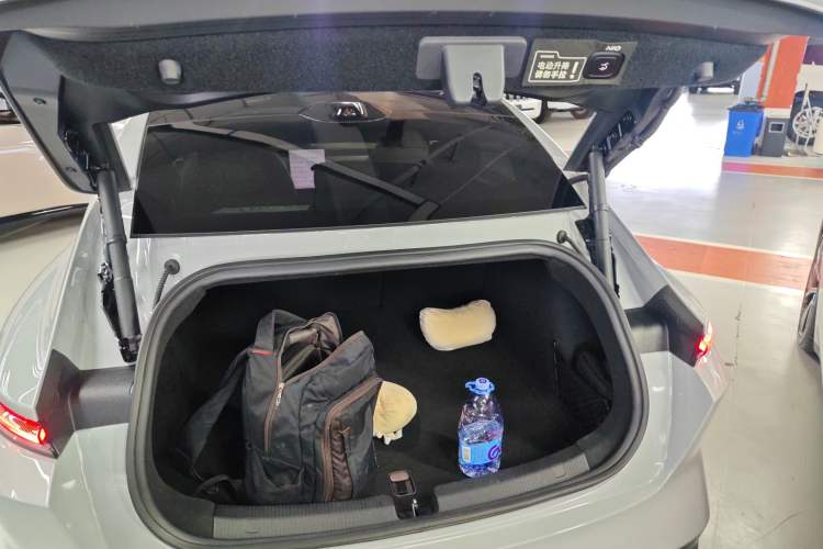 Used Nio ET5 2022 75 kWh Trunk