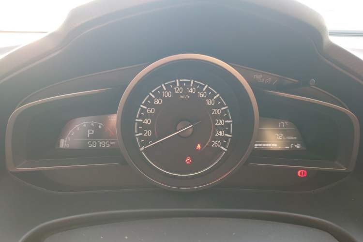 Used Mazda Mazda 3 Axela 2017 Sedan 1.5L Automatic Comfort Model Emission Standard China V
