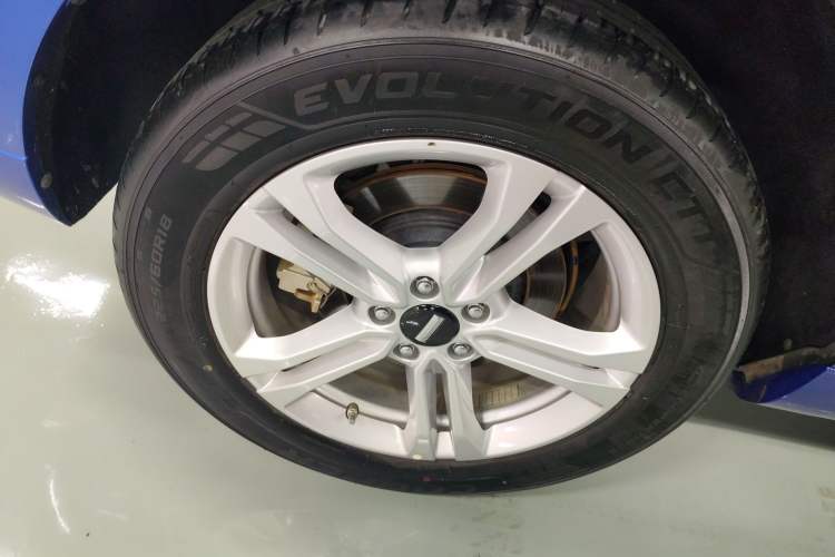 Used Wey VV5 2019 1.5T Two-Wheel Drive Smart Pioneer
