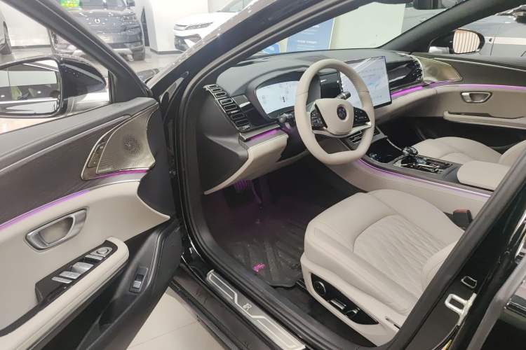 Used BYD Han 2025 DM-i Intelligent Driving Edition 125KM LiDAR Flagship Model Driver Seat