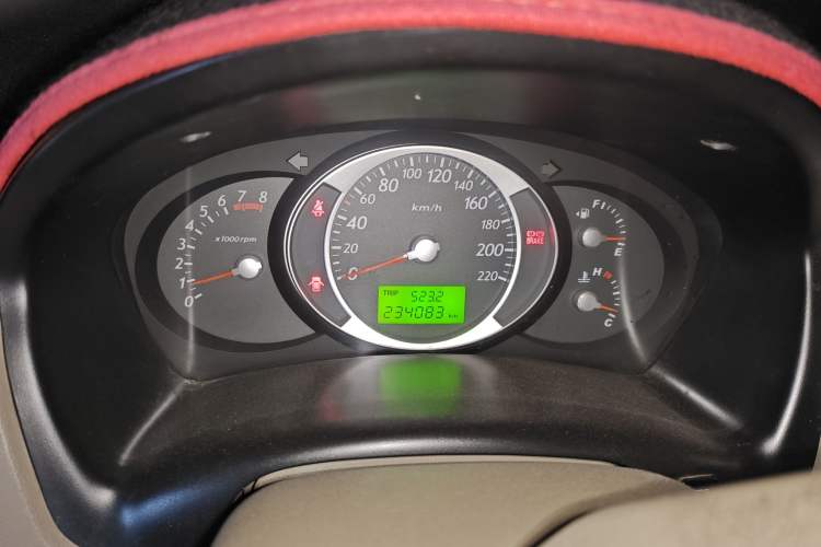 Used Hyundai Tucson 2009 2.0L Manual Two-Wheel Drive Fashion Edition