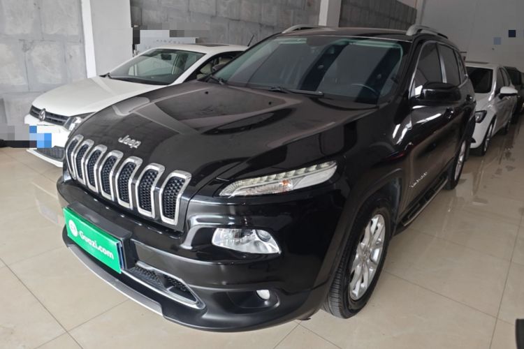 Used Jeep Cherokee 2017 2.0L Superior Edition