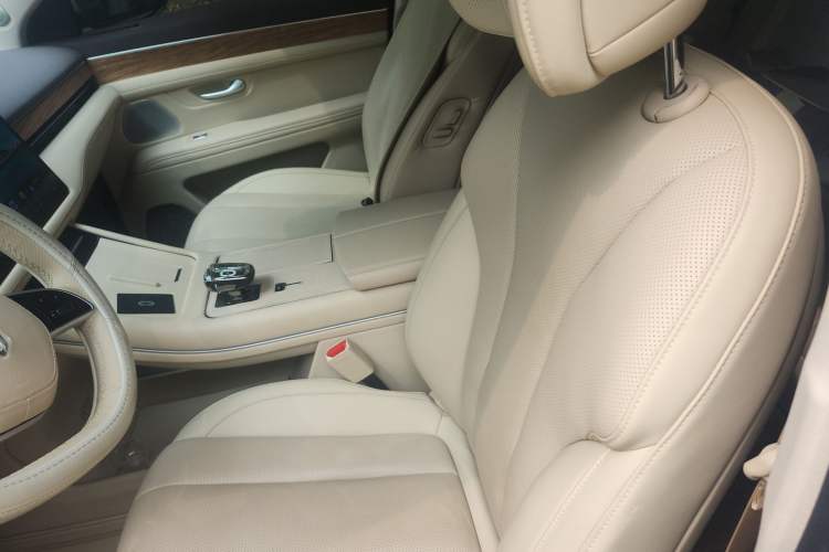 Used Hima AITO M7 2024 1.5T Rear-Drive Plus Version 5 Seats Left Front Seat