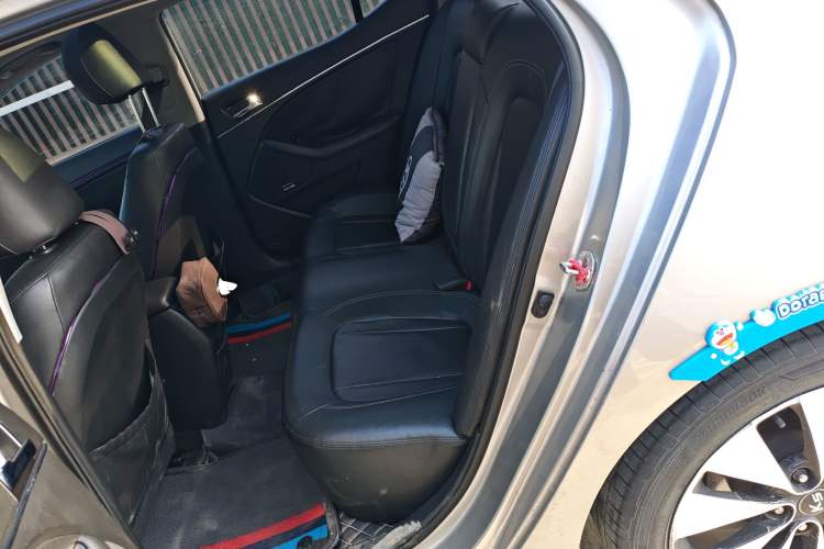 Used Kia K5 2012 2.0L Automatic DLX
