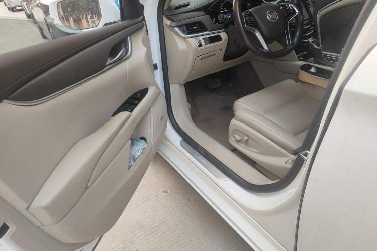 Used Cadillac XTS 2014 28T Comfort Version