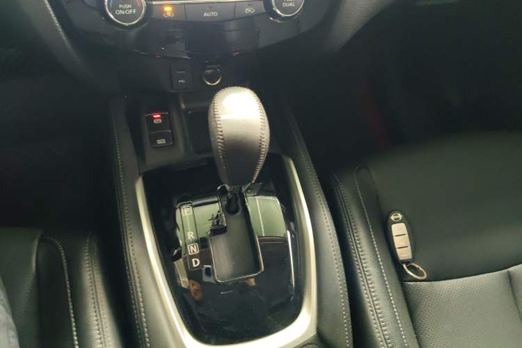 Used Nissan X-Trail 2021 2.5L CVT 4WD XL ITS Luxury Commemorative Edition
