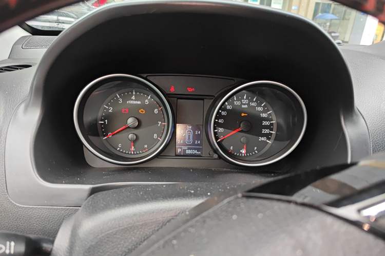 Used Haval H6 2016 Upgraded Model 1.5T Automatic Two-Wheel Drive Elite Version Instrument Cluster