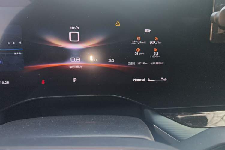 Used MG 7 2023 2.0T Automatic Hunter Luxury Edition Odometer Close Up