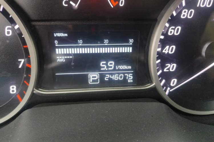 Used Nissan Sylphy 2016 1.6 XL CVT Luxury Edition Odometer Close Up