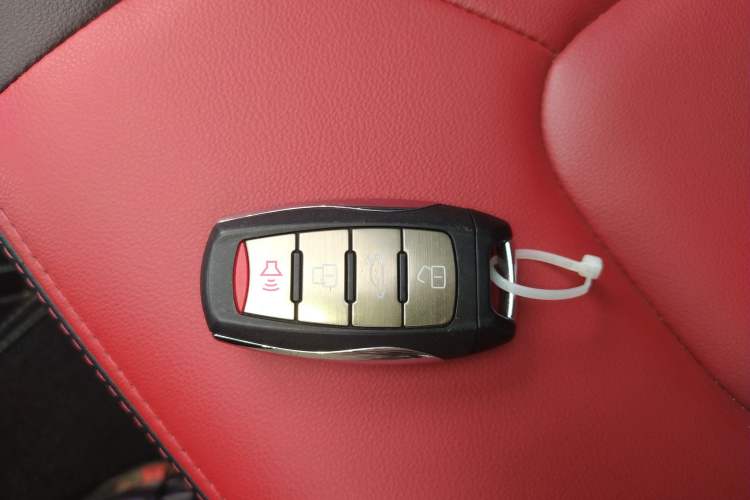 Used Haval H2s 2017 Red-Label 1.5T Dual-Clutch Luxury Model
