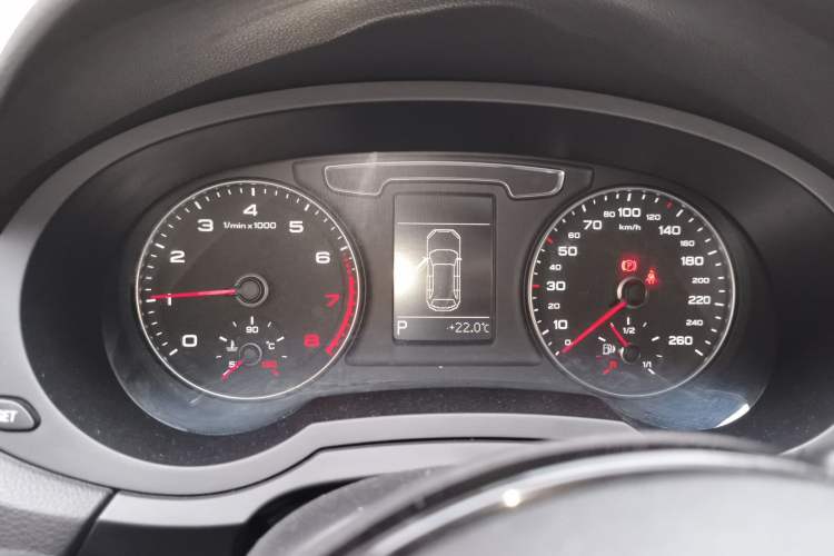 Used Audi Q3 2016 35 TFSI Fashion Model Instrument Cluster