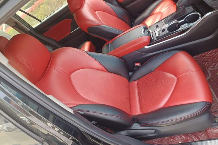 Used Toyota Highlander 2022 Dual-Engine 2.5L Two-Wheel Drive Elite Edition 5 Seats Right Front Seat