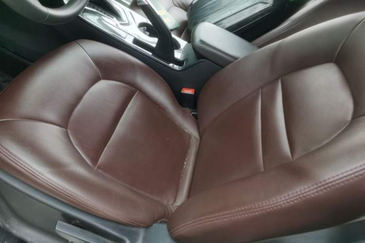 Used GAC Trumpchi GS4 2015 200T G-DCT Elite Edition Left Front Seat