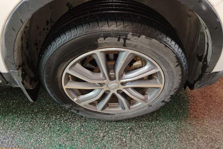 Used Geely Auto Emgrand X7 Sport 2018 1.8TD Automatic Two-Wheel Drive Smart Connect 4G Internet Edition