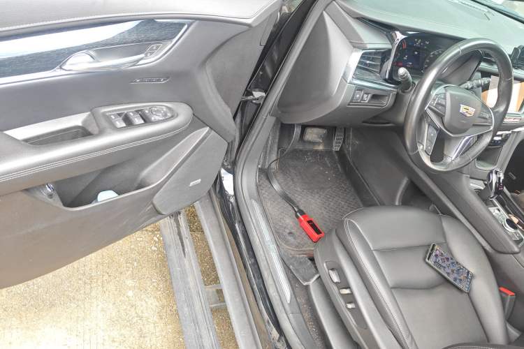 Used Cadillac XT5 2023 2.0T Two-Wheel-Drive Fashion Edition