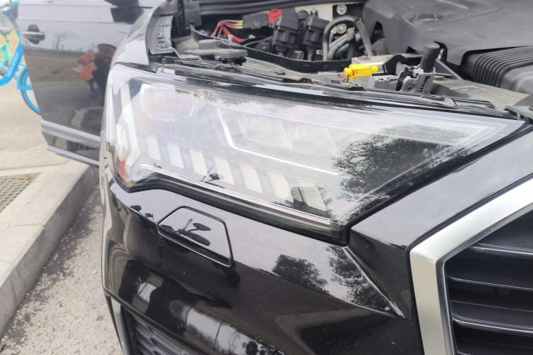 Used Audi Q7 2023 45 TFSI quattro S line Sport model