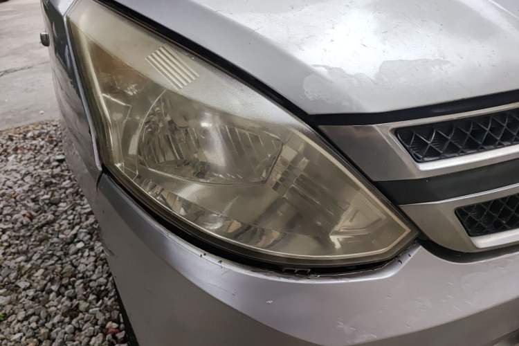 Used Wuling Rongguang V 2015 1.5L Base Version
