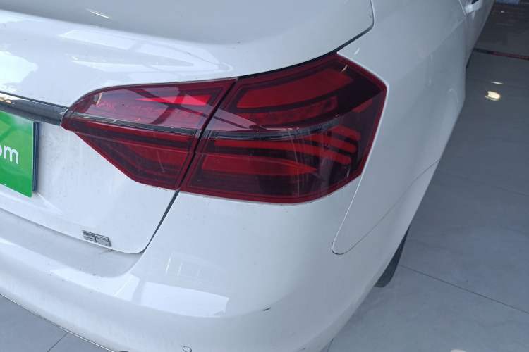 Used Geely Auto Emgrand 2019 Leading Edition 1.5L CVT Upward Asian Games Edition China VI
