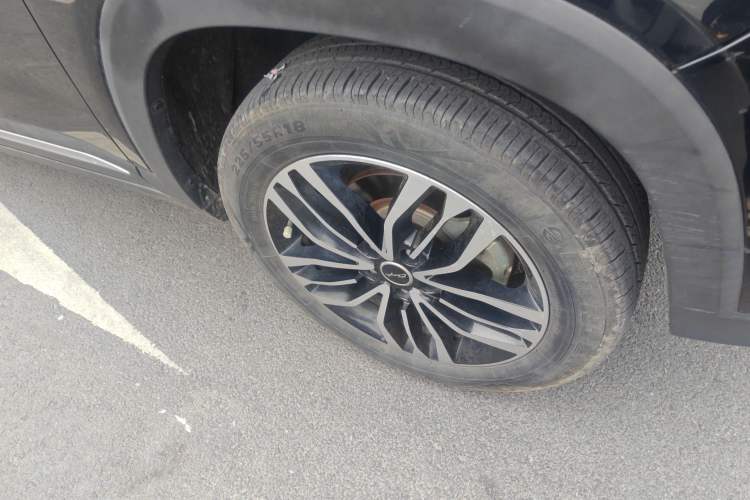 Used BAIC Changhe Q7 2018 1.5T CVT Luxury Model Right Front Wheel Hub