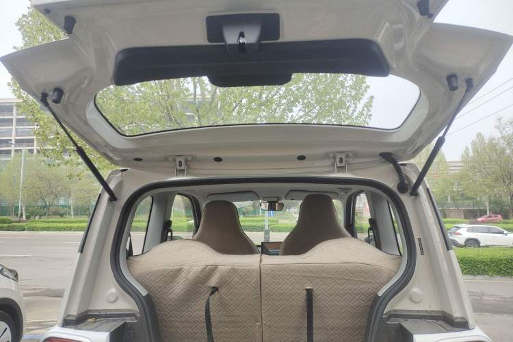 Used Wuling Hongguang MINIEV 2024 3rd Generation 215km Youth Edition Trunk