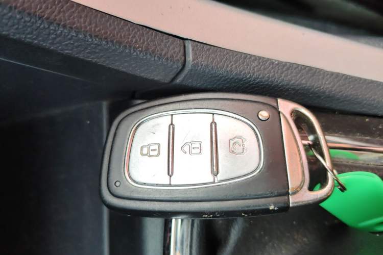 Used BAIC Changhe M70 2017 1.5L manual luxury cabin