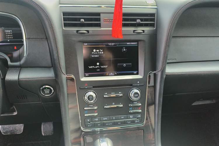 Used Lincoln Navigator 2016 3.5T AWD Audio And AC Panel