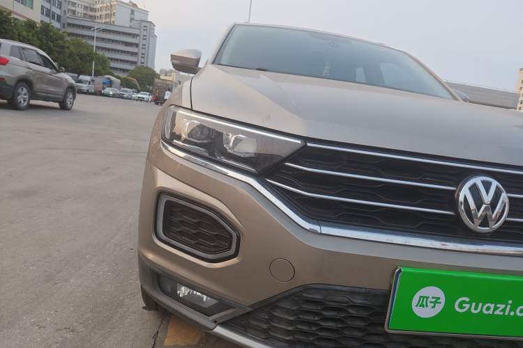 Used Volkswagen T-ROC 2020 230TSI DSG Two-Wheel Drive Advanced Version