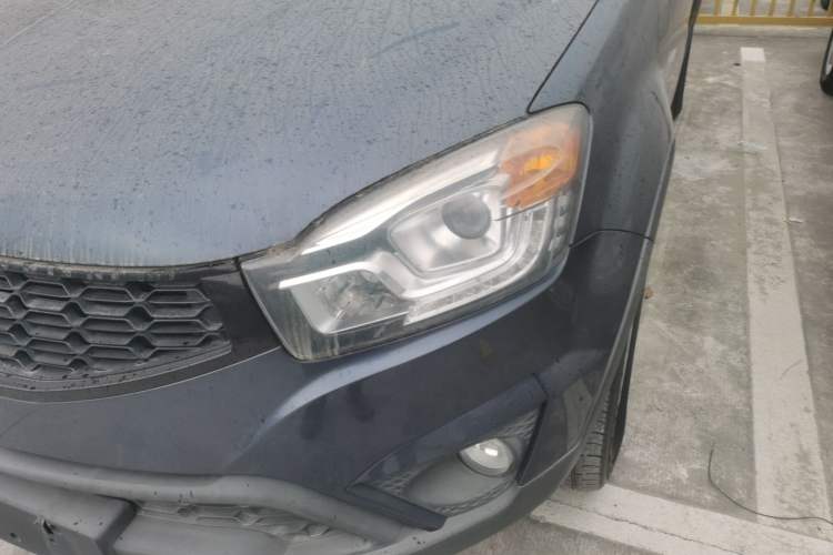 Used SsangYong Korando 2014 2.0L Gasoline Two-Wheel Drive Manual Comfort Navigation Edition
