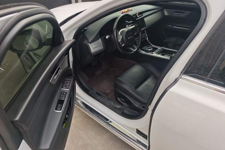 Used Jaguar XFL 2020 XFL 2.0T P200 Two-Wheel-Drive Elite Edition