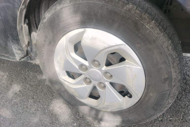 Used JAC Refine M4 2016 2.0L Manual Comfort Edition
