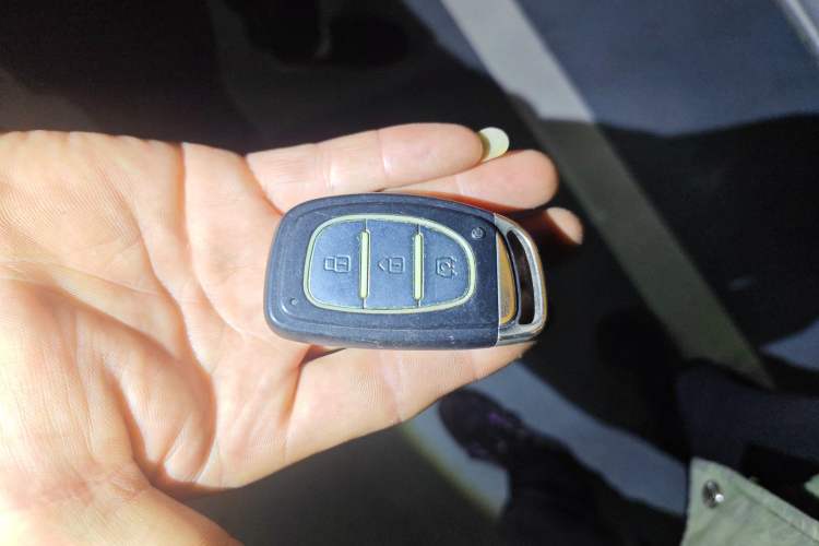 Used HYOSOW H2 2015 1.5L AMT Prestige Version BJ415C
