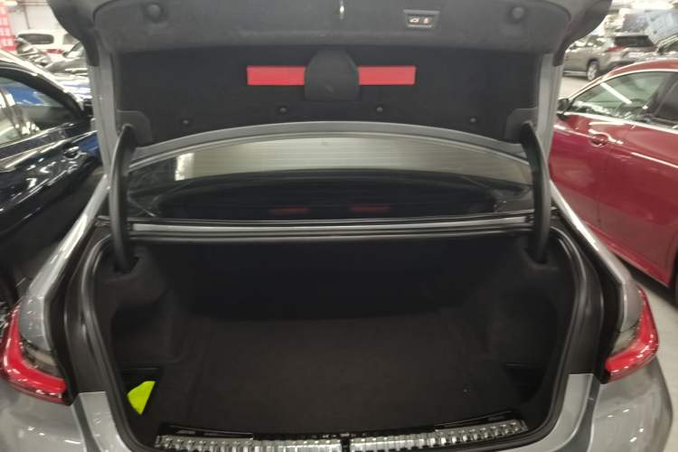 Used BMW 3 Series 2023 325Li M Sport Night Edition Package Trunk