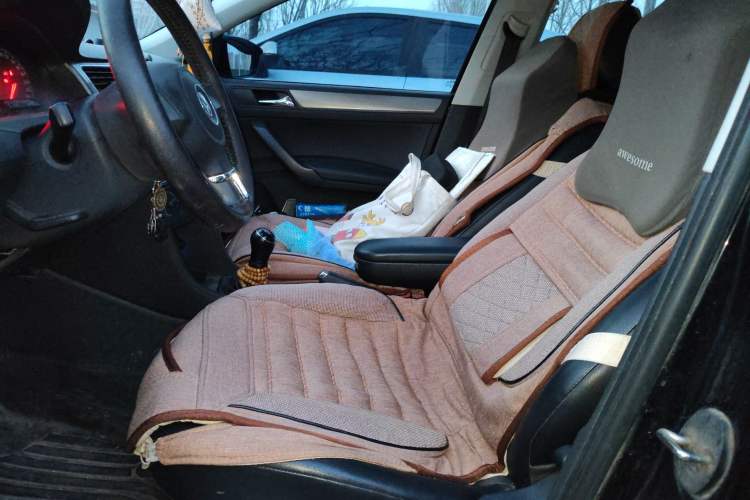 Used Volkswagen Santana 2015 1.6L Manual Comfort Edition