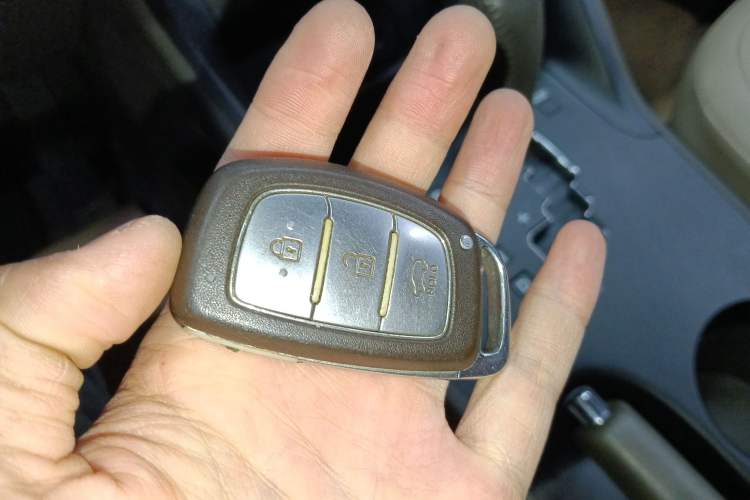 Used Hyundai ix35 2015 2.0L Automatic 2WD Smart Version China V Standard