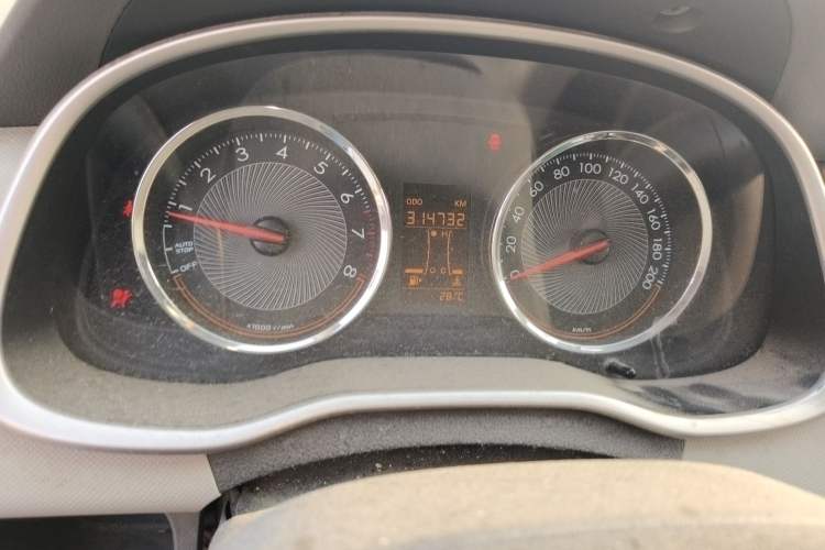 Used Chevrolet Sail 2015 Sail 3 1.5L Manual with Ideal Sunroof Edition Odometer Close Up