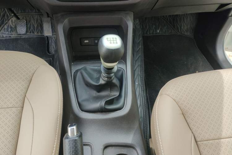 Used Wuling Hongguang 2021 1.5L Facelifted S Comfort Version with Electric Power Steering LAR
