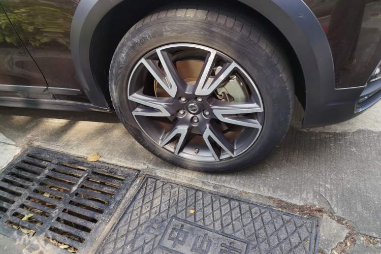 Used Volvo V90 2020 Cross Country T5 AWD Smart Range Edition