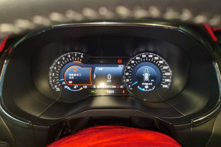 Used Ford Edge 2020 EcoBoost 245 Two-Wheel Drive Titanium 7-Seater Instrument Cluster