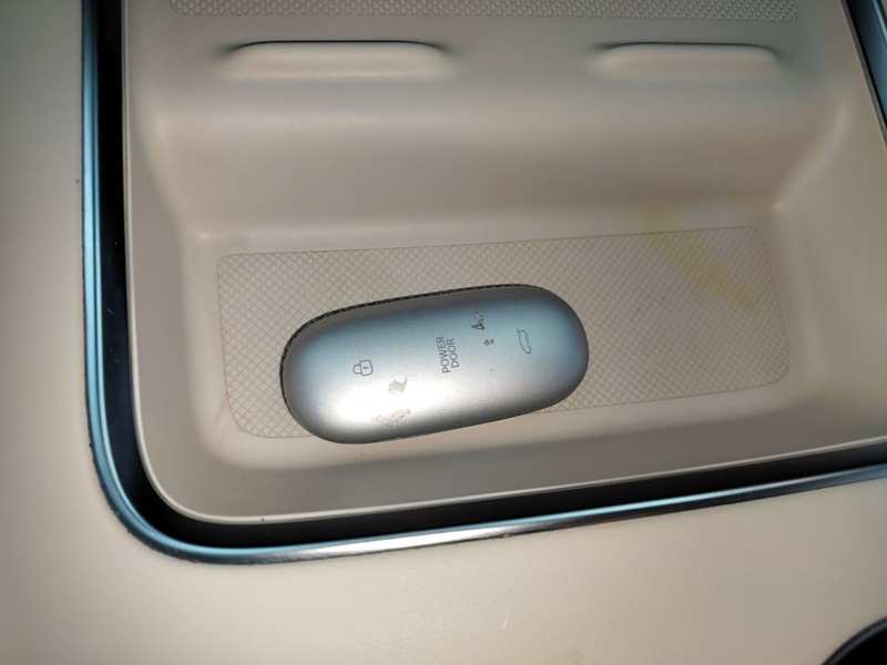 Used Li Auto MEGA 2024 Ultra Model — 8
