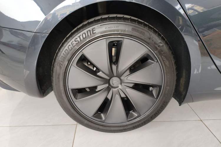 Used Tesla Model 3 2025 Rear-Wheel-Drive Version
