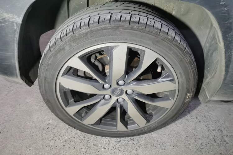 Used JAC iEVS4 2019 Luxury Smart Connectivity Model