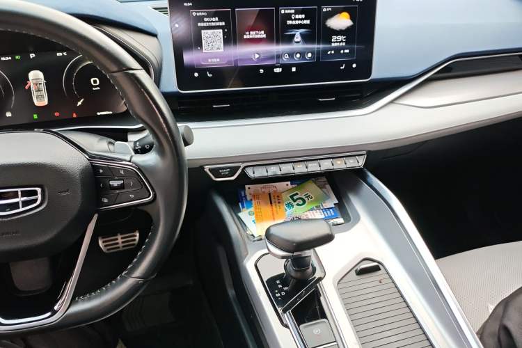 Used Geely Auto Preface 2021 2.0TD Flagship Edition Audio And AC Panel