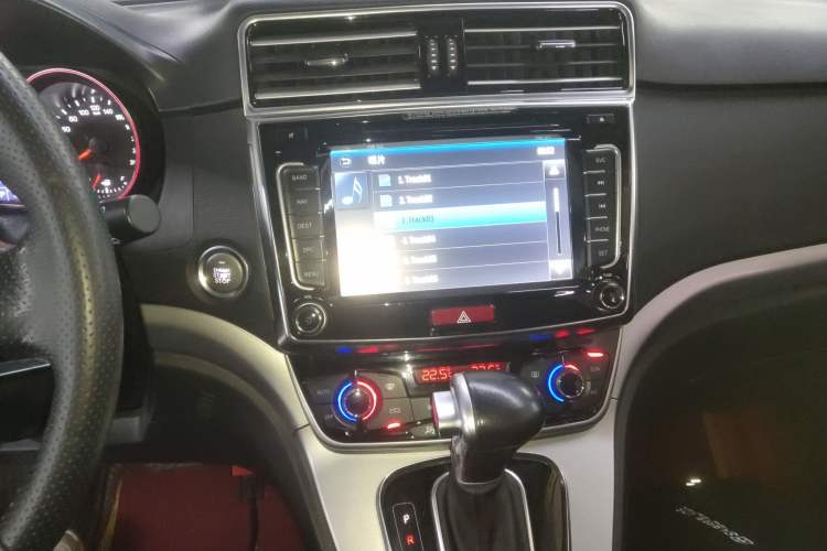 Used Haval H6 2015 Sport Edition 1.5T Automatic Two-Wheel Drive Luxury Model
