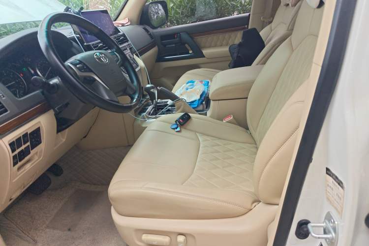 Used Toyota Land Cruiser  Left Front Seat