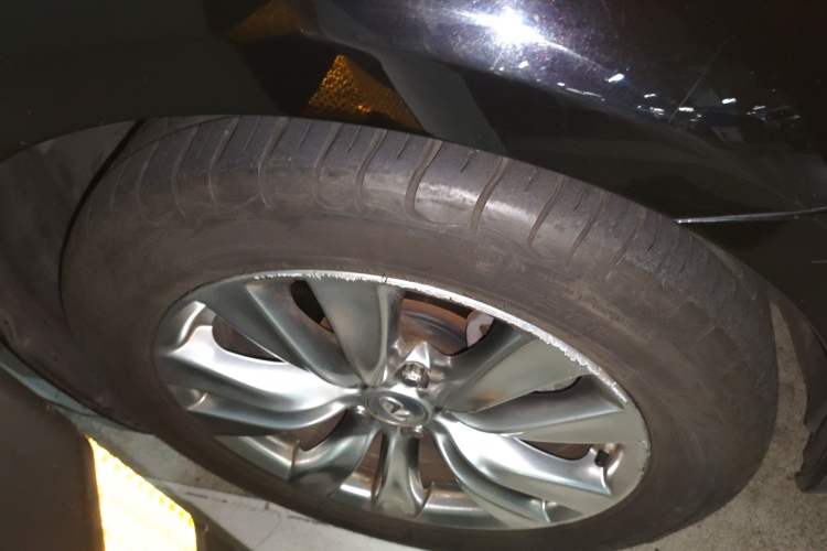 Used Infiniti Q70 2013 Q70L 2.5L Comfort Edition Right Front Wheel Hub