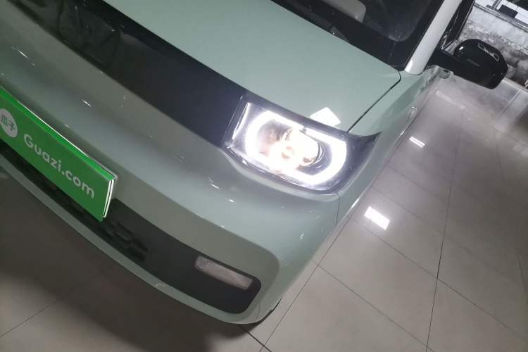 Used Wuling Hongguang MINIEV 2020 Freedom Version Lithium Iron Phosphate Left Front Headlight
