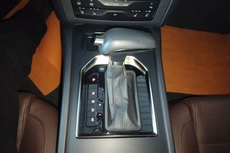 Used Hongqi H7 2019 2.0T Flagship Edition
