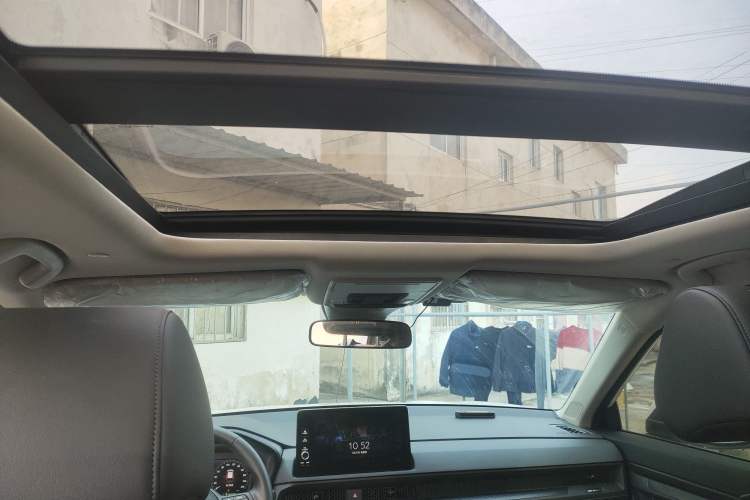 Used Honda Breeze 2025 240TURBO Two-Wheel-Drive Luxury Edition 5 Seats Headliner